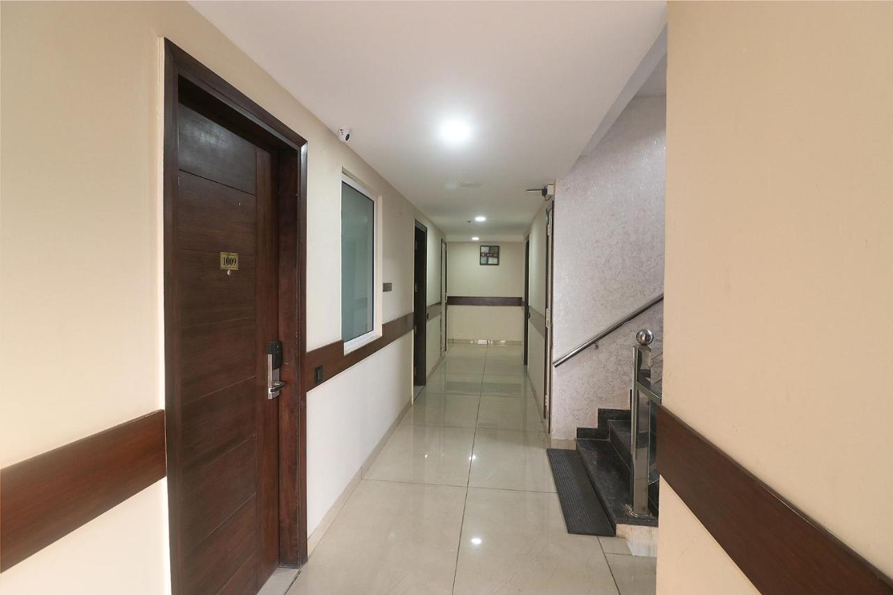 Fabhotel Mid Town Grand Panchkula Extérieur photo